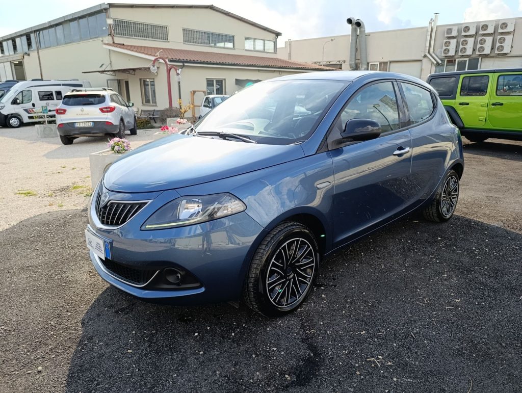 Home lancia ypsilon 2023 1 scaled 1