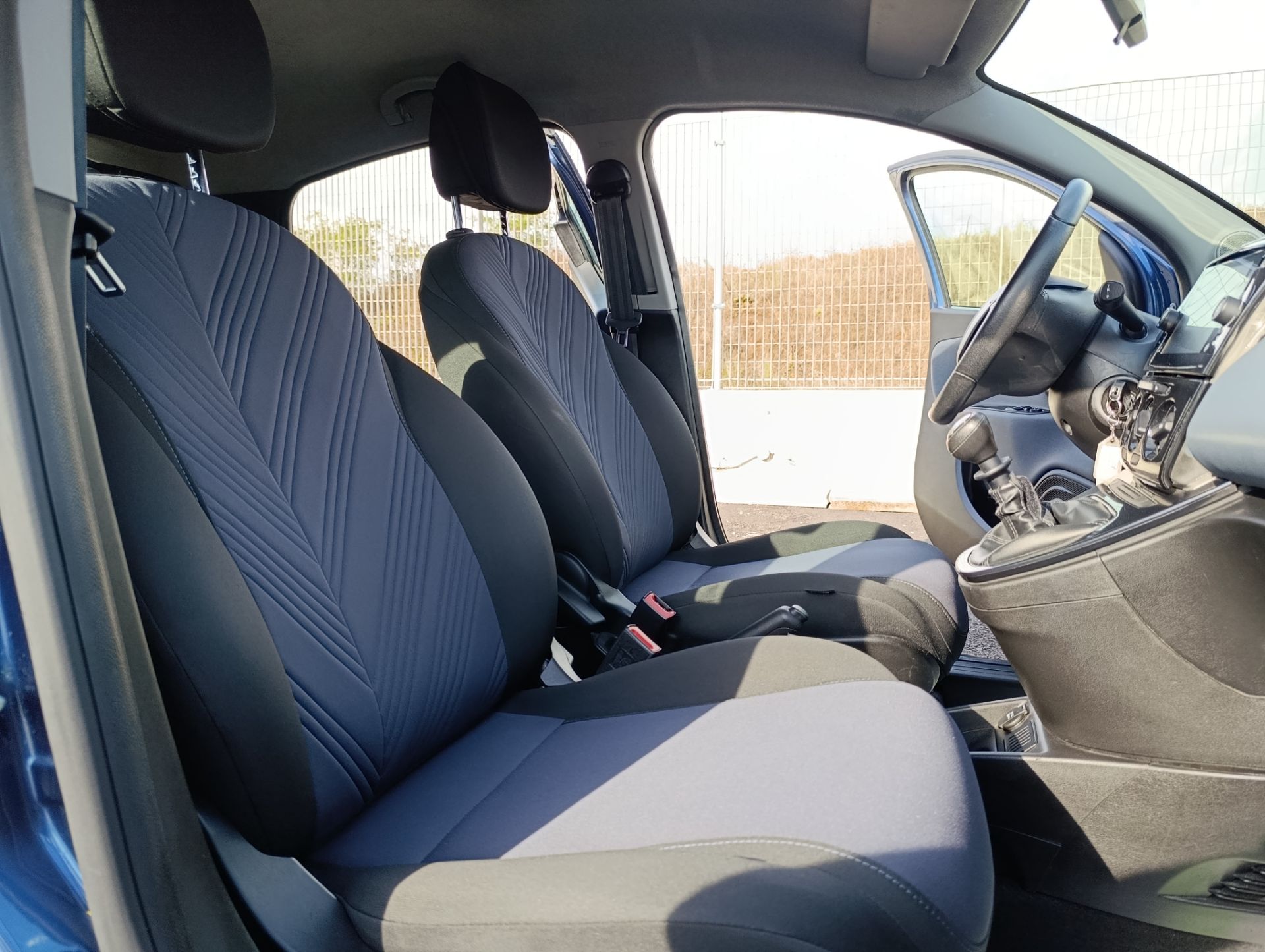 lancia ypsilon 2023 11 scaled 1