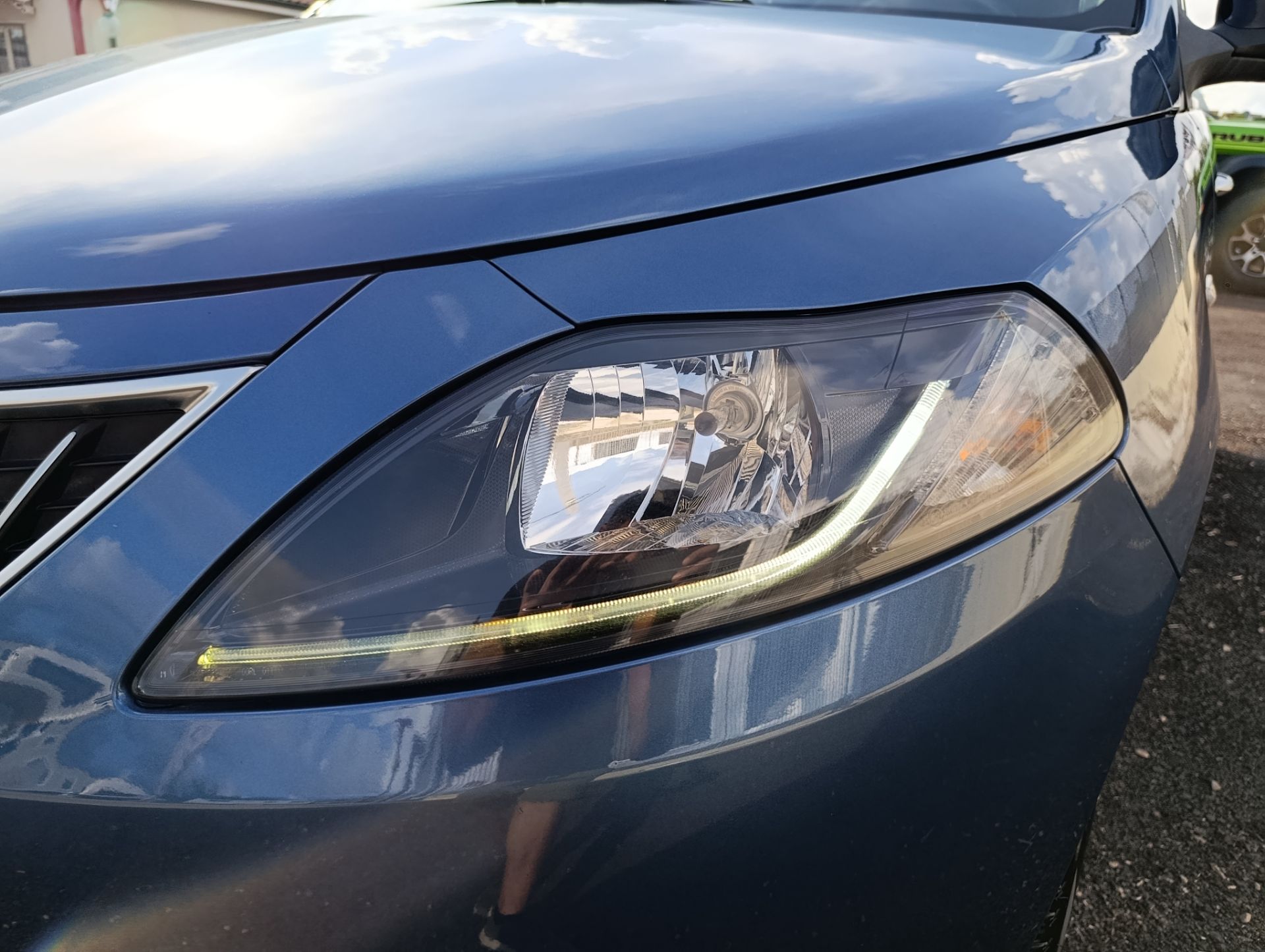 lancia ypsilon 2023 13 scaled 1