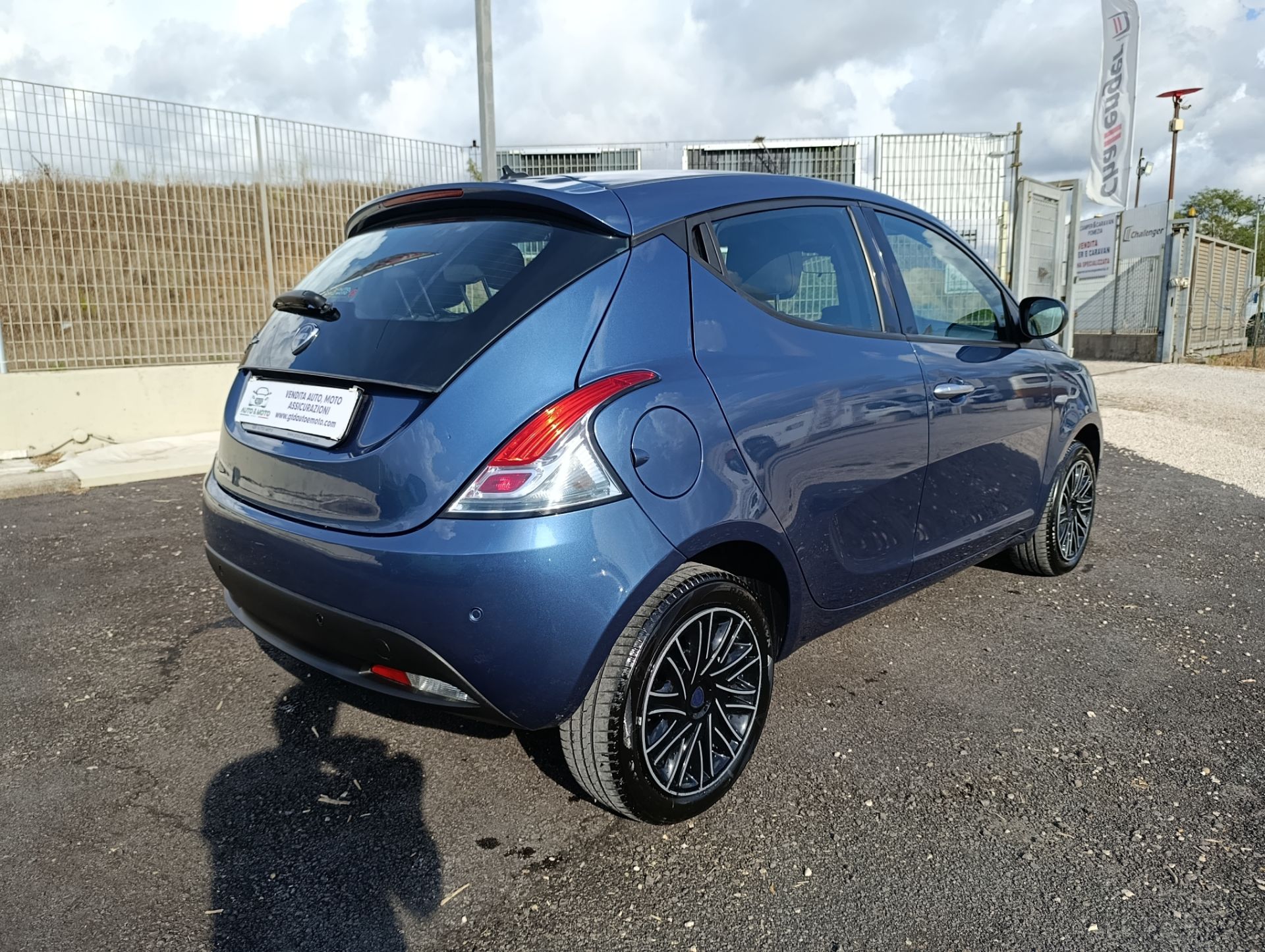 lancia ypsilon 2023 15 scaled 1