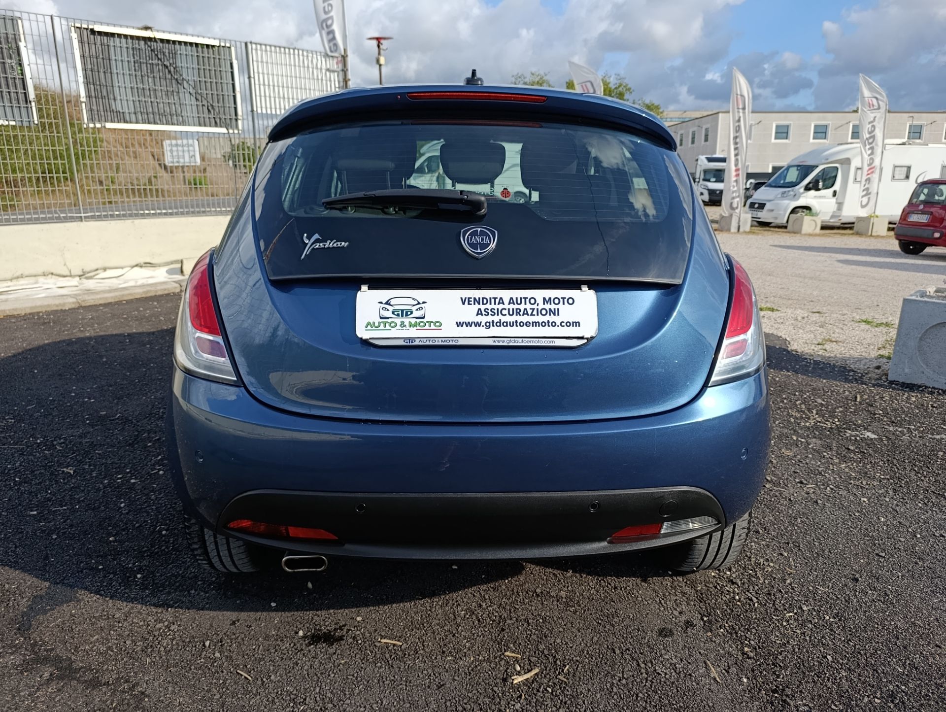 lancia ypsilon 2023 16 scaled 1