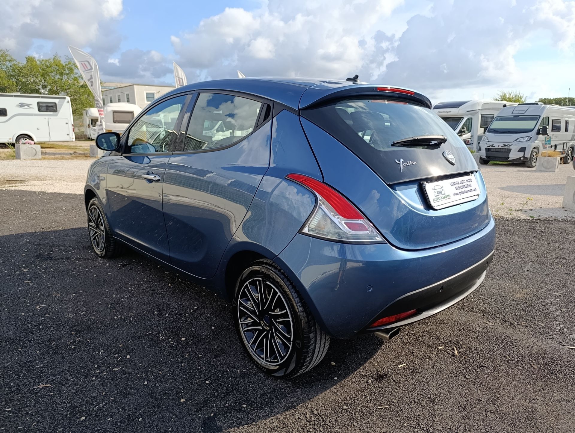 lancia ypsilon 2023 17 scaled 1